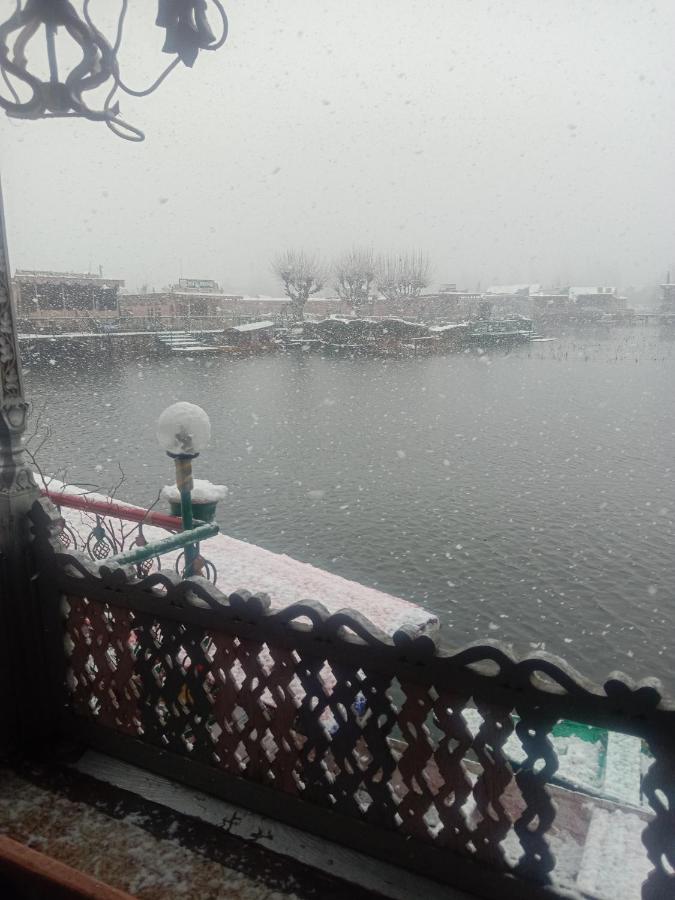 New Bombay Heritage Group Of House Boat Srīnagar エクステリア 写真